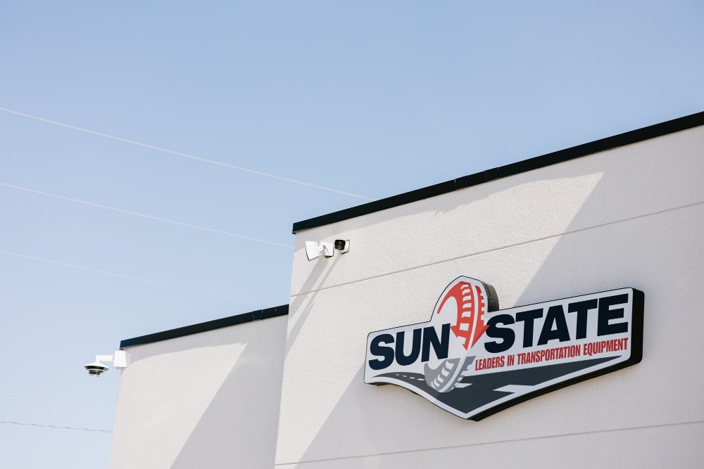 Sun State Trailers dealership building exterior signage in Florida